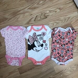Minnie Mouse & Heart Onesie Bundle 0-3 months